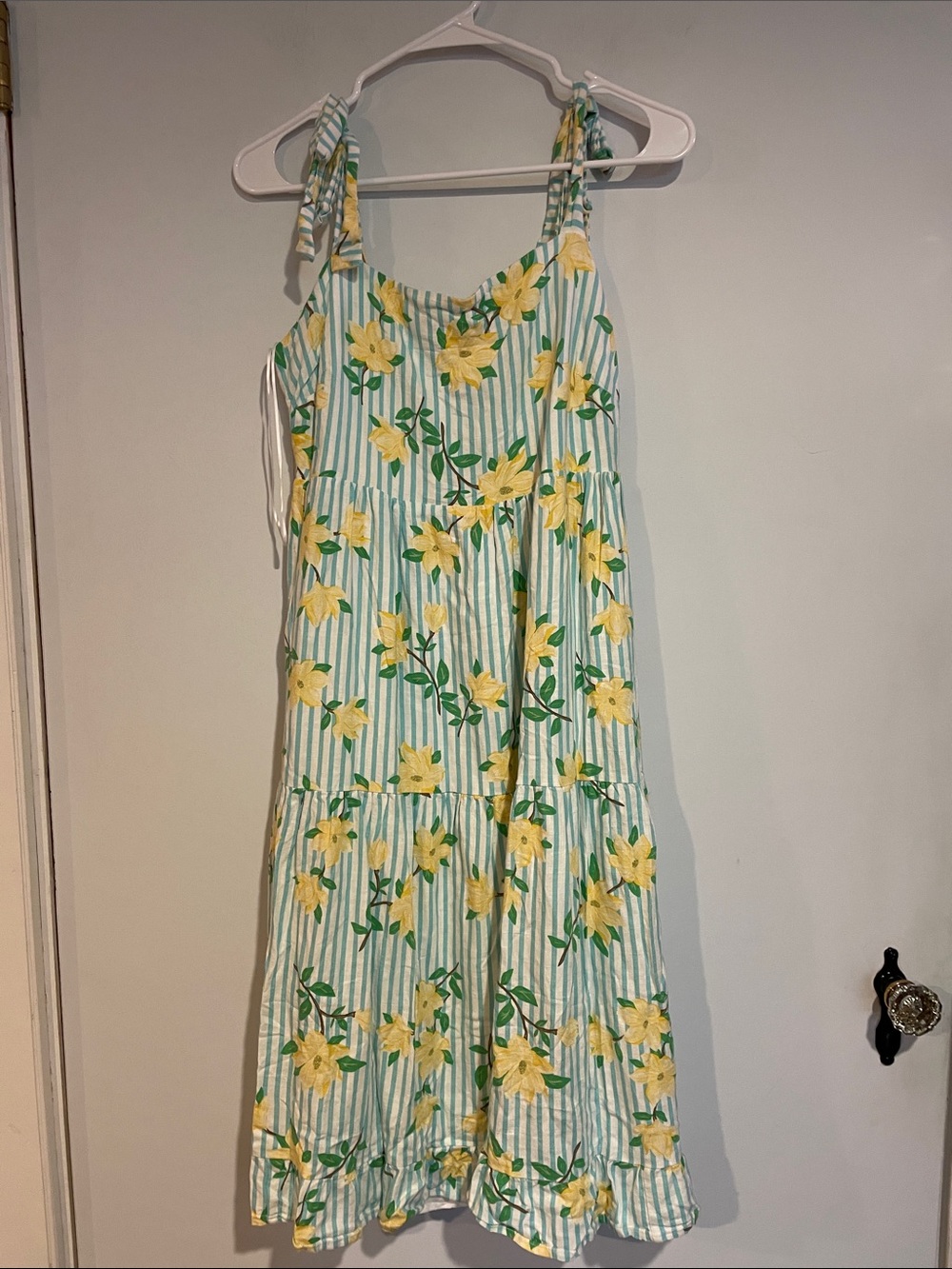 Draper James Yellow Floral Stripe Sundress with Green Leaves • Sz L